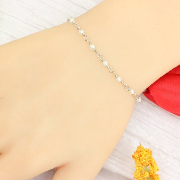 "Trendy Handmade Bracelet – A Thoughtful Gift for Girls & Women | UNVRC1413 - Picture 9 of 10